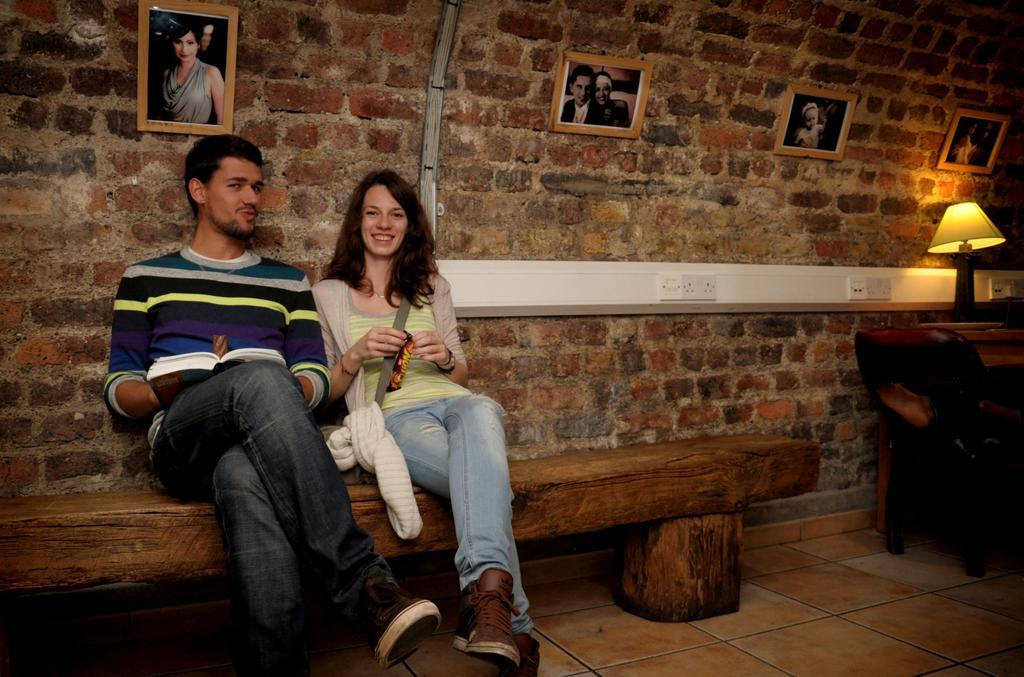 דבלין Isaacs Hostel מראה חיצוני תמונה