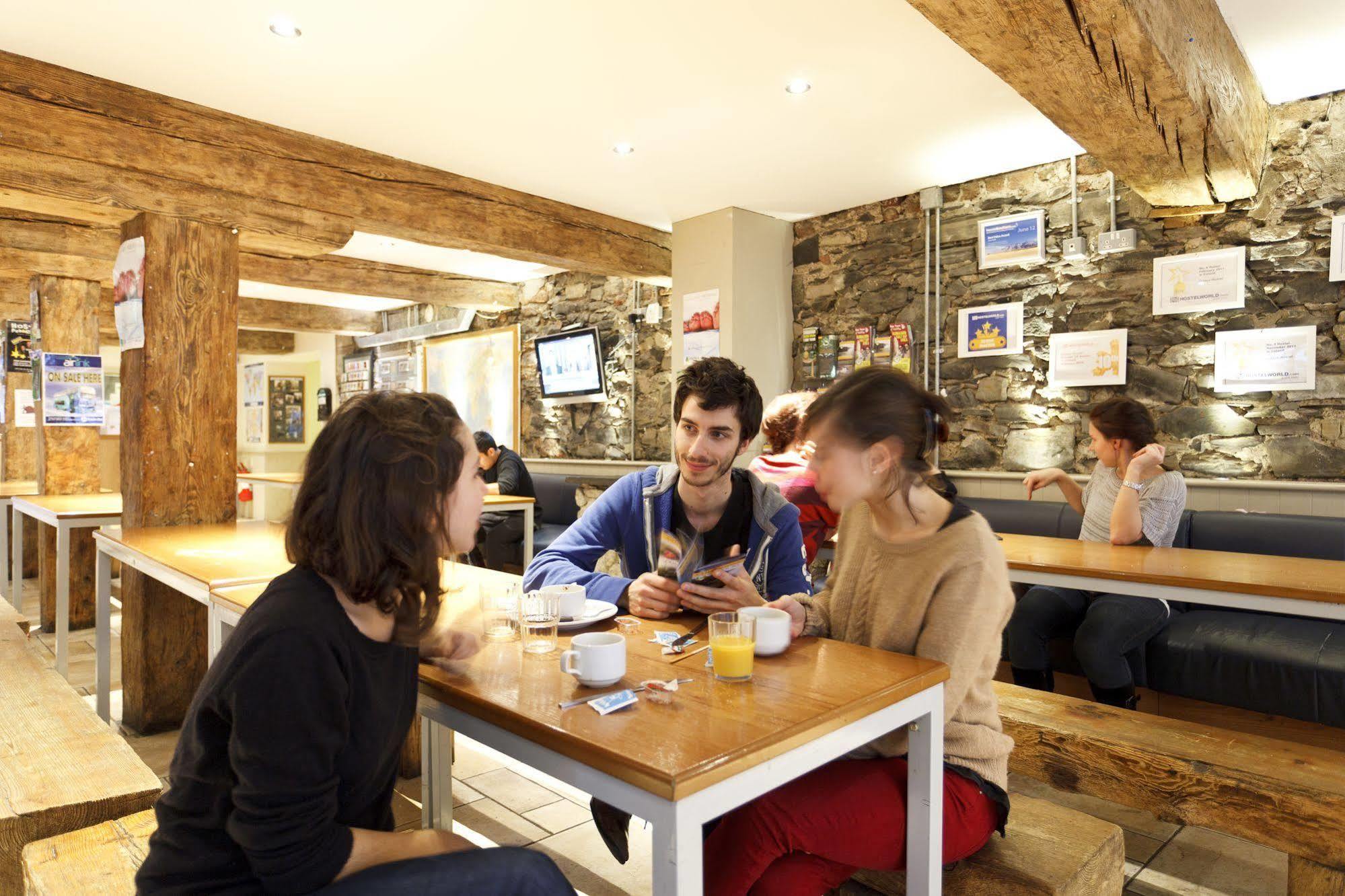 דבלין Isaacs Hostel מראה חיצוני תמונה