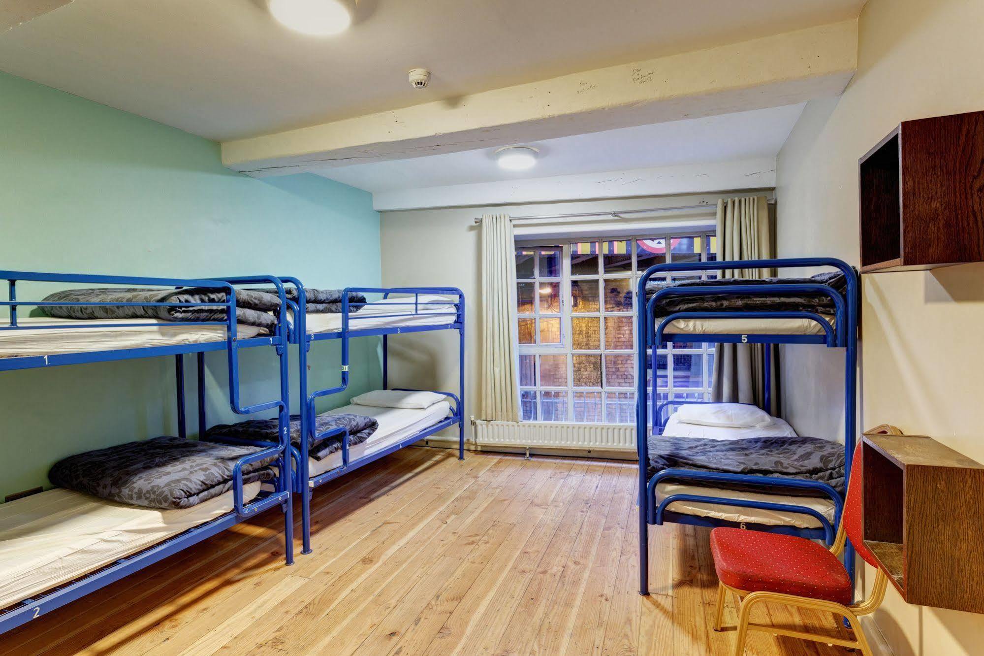 דבלין Isaacs Hostel מראה חיצוני תמונה